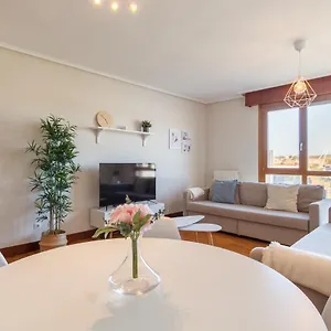 Amplio Y Luminoso Sobre La Ria De Appartement Barakaldo