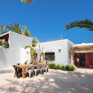 https://can-teo-villa-in-ibiza.ibizaislandhotels.net